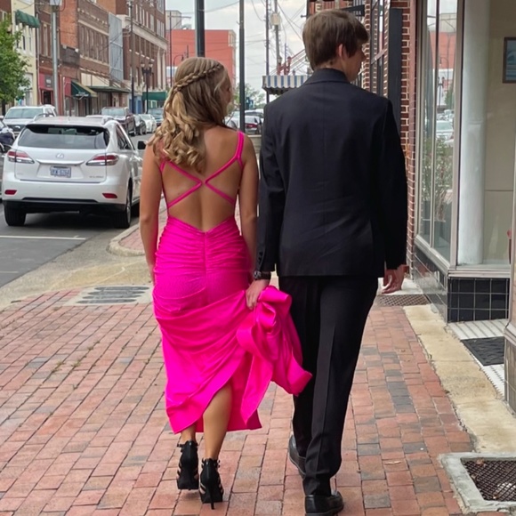 2022 Sherri Hill Prom Dress - Picture 3 of 5